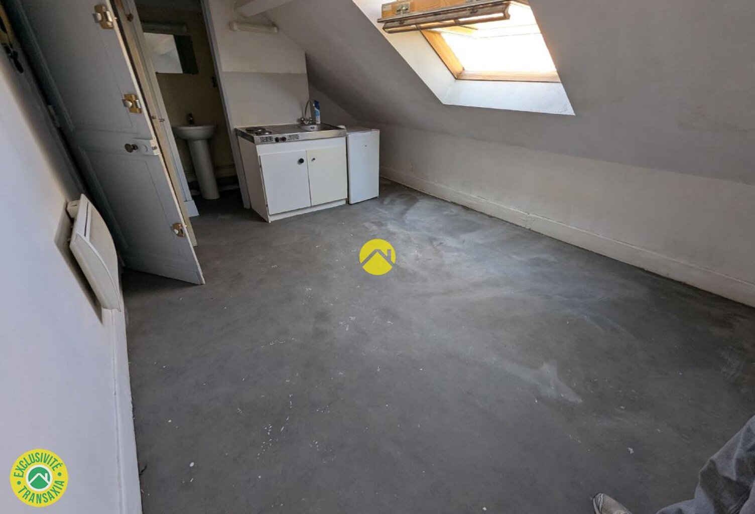 Studio  — photo 1
