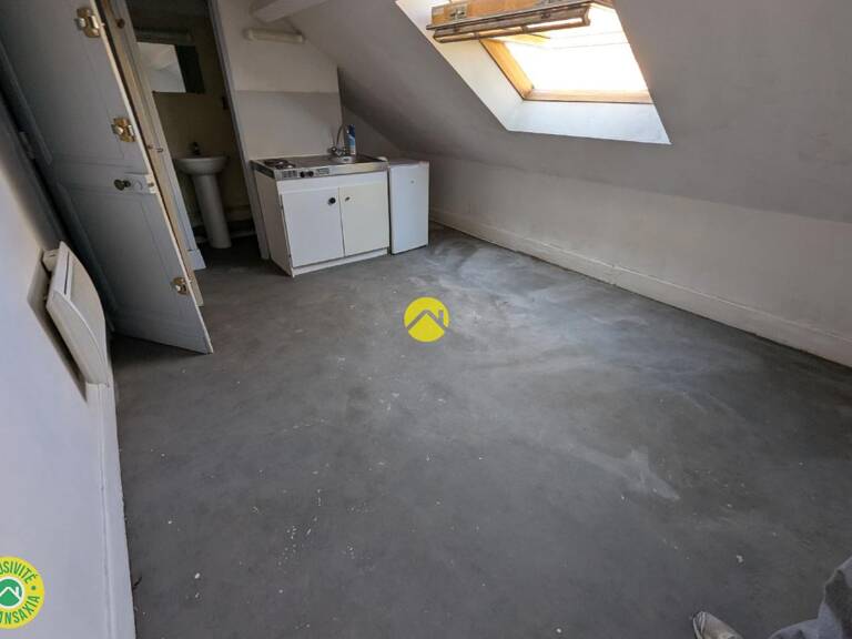 Studio  — photo 1