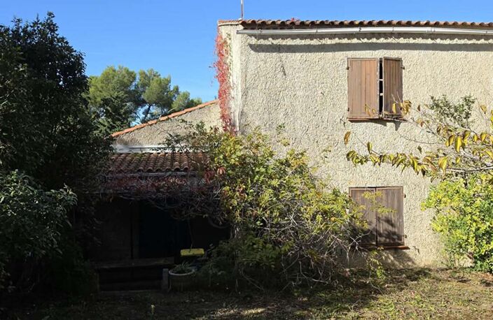 Maison 130 m2, dépendance, parking  sur 813 m² de jardin piscinable — photo 3
