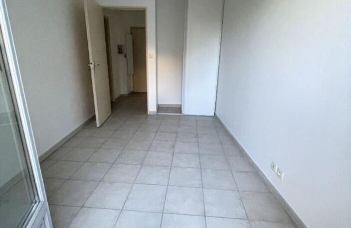 Appartement T3 avec BOX et Cave - résidence récente-Plein centre — photo 5