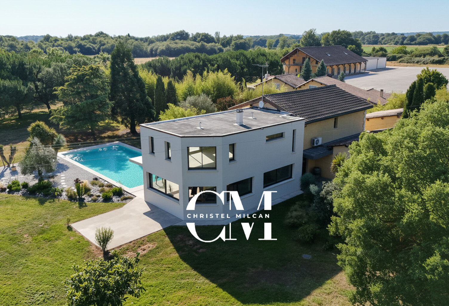 Maison Saint Martial D'Artenset 7 pièces 339 m2 sur une parcelle de 6400 m² — photo 1