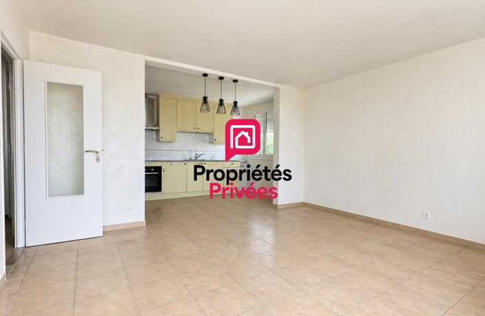 DEPT 33 - GIRONDE - Mérignac  Hyper centre -  Appartement 4 pièce(s) 75 m2, loggia, parking — photo 2