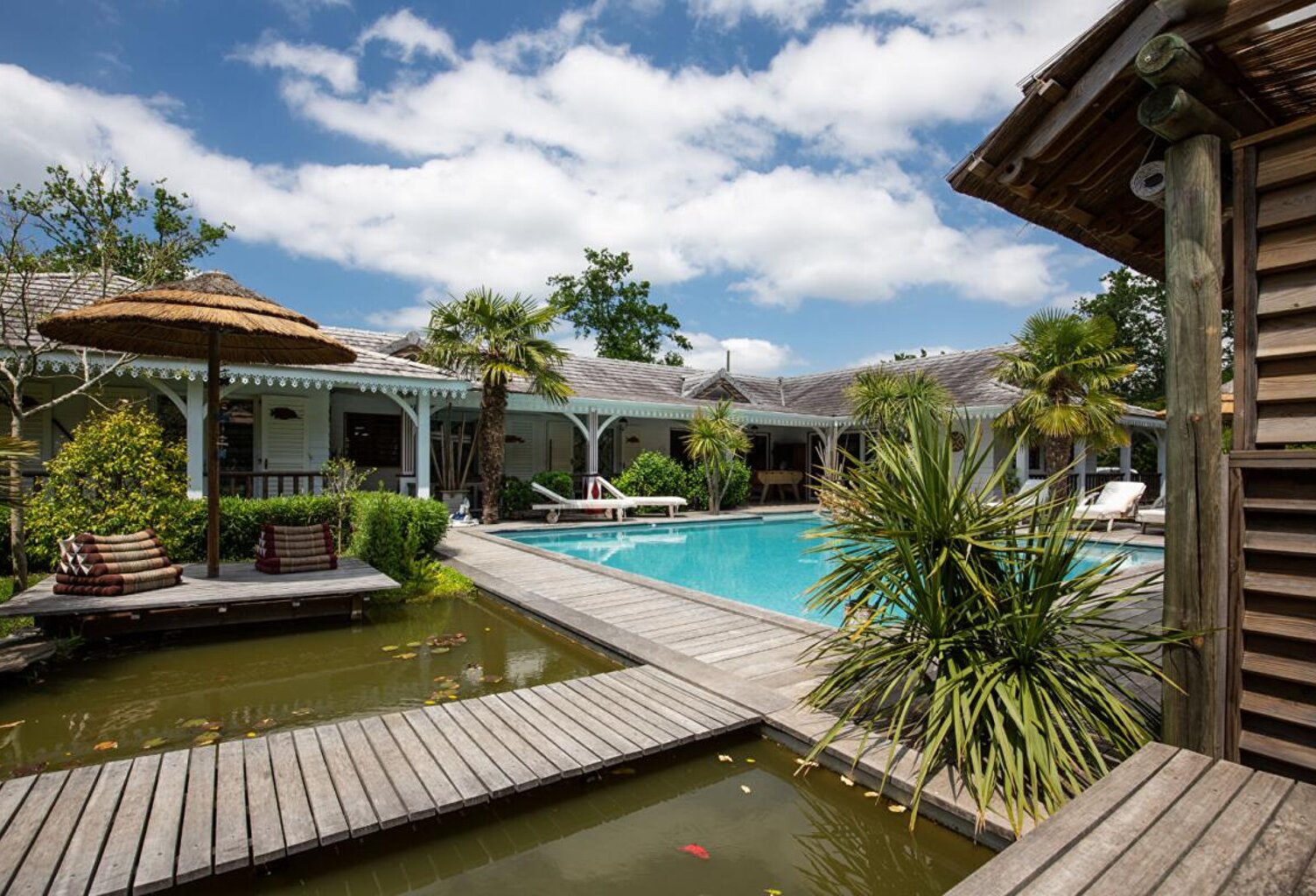 Magnifique villa contemporaine au coeur d'un jardin tropical — photo 1