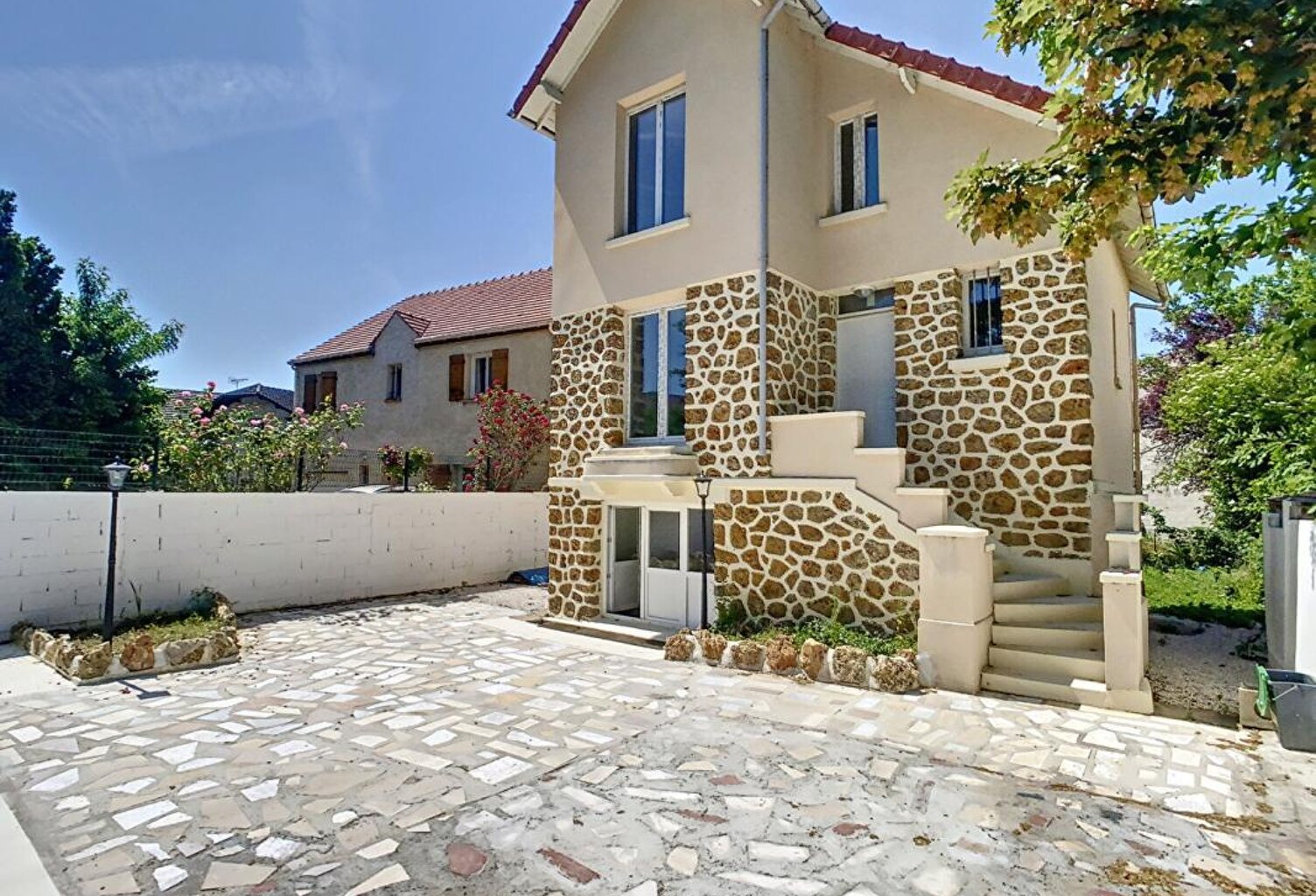 Coup de coeur ! Maison entièrement rénovée, 10 min à pied de la gare — photo 1
