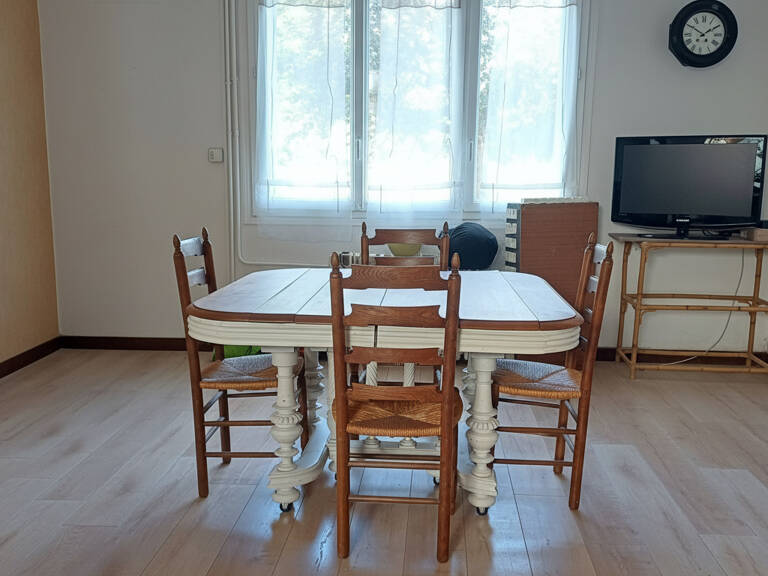 MAISON FAMILLE VERANDA JARDIN DEPENDANCES — photo 1