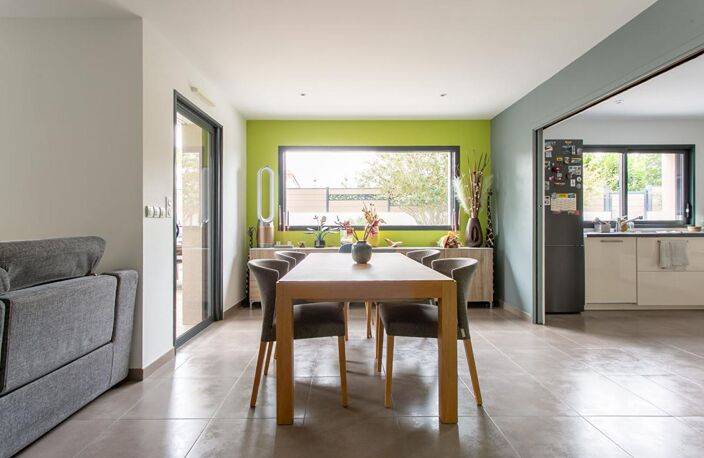 Maison Mouzillon 6 P . 4 Chs . Bureau . 138.77 M² . T 681 M² . Garage . Terrasse . Balcon — photo 2