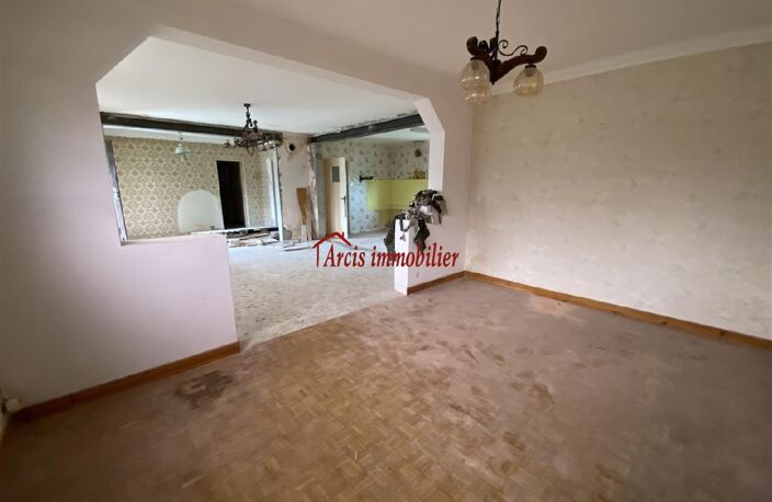 Vente maison 5 pièces 113 m² Aubeterre (10150) — photo 3