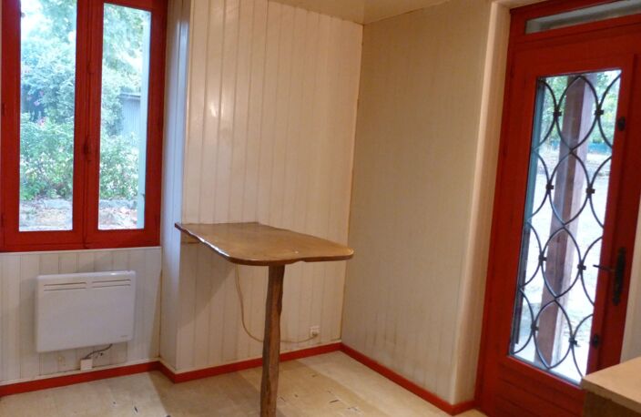 GENOUILLY 18 : 2 Maisons - T.4 - T.5 - 90 m² environ — photo 2