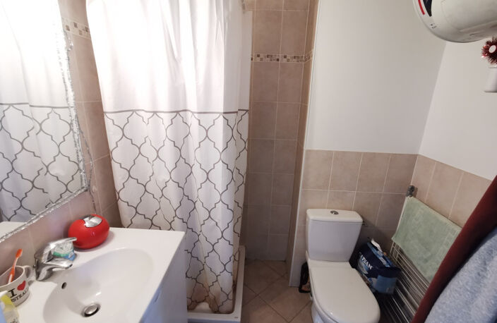 Studio de 21.3 m2 en plein centre de BRIGNAIS — photo 4