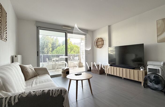 ETAGE ELEVE - GRAND 2 PIECES — photo 4