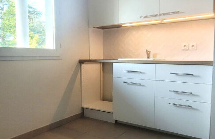 T3 67 m2 avec terrasse et garage — photo 5