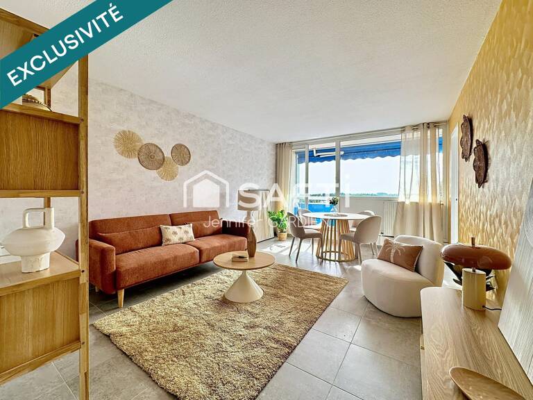TRES JOLI T4 RENOVE - SUR BLANQUEFORT PROCHE DU PARC MAJOLAN -  - 3 CHAMBRES - 2 BALCONS - GRANDE CAVE — photo 1
