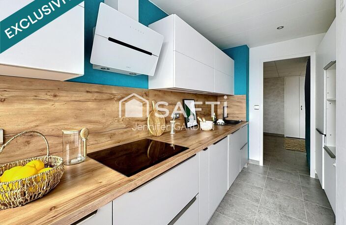 TRES JOLI T4 RENOVE - SUR BLANQUEFORT PROCHE DU PARC MAJOLAN -  - 3 CHAMBRES - 2 BALCONS - GRANDE CAVE — photo 4