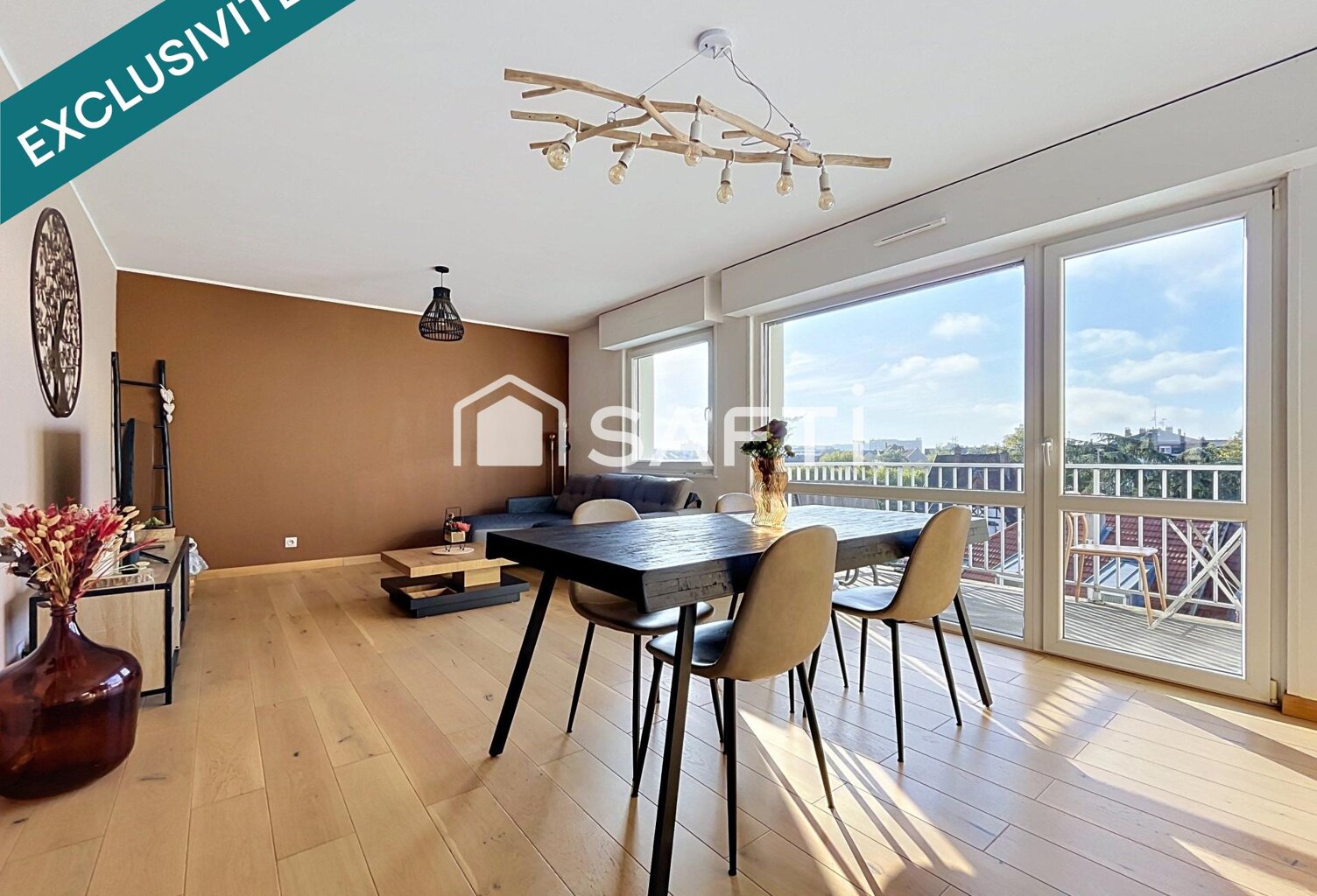 Appartement rénové, lumineux et confortable avec terrasse, cave et garage — photo 1