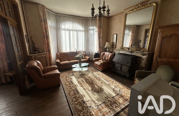 Vente Maison/villa 10 pièces — photo 2