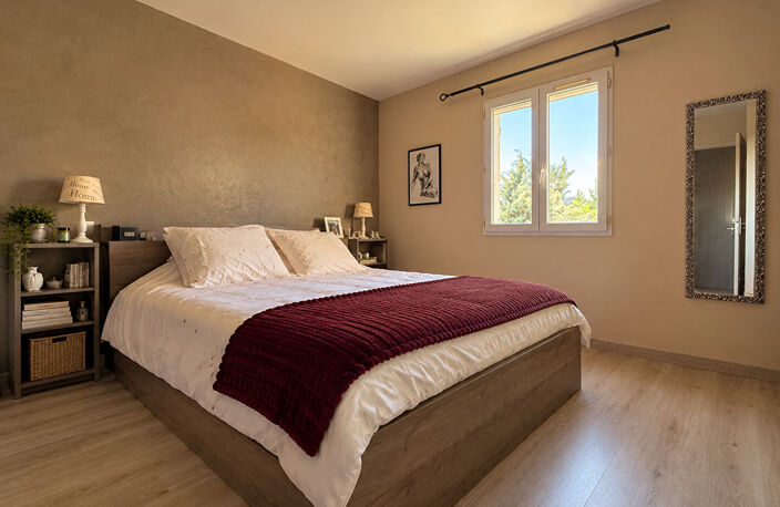 Maison Lamanon 4 pièce(s) 118 m2 — photo 3