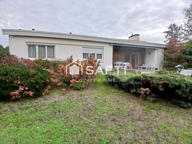 TRES BELLE MAISON AU PARC FEAU — photo du bien