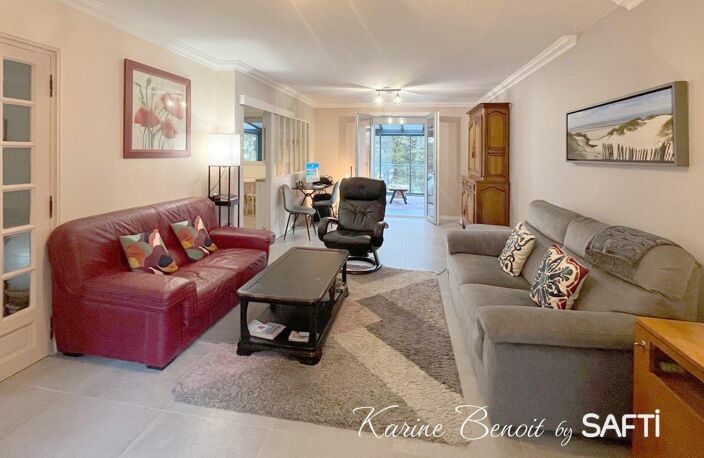 Maison familiale de 167 m² dans un environnement boisé, sur un terrain de 1 061 m² — photo 2