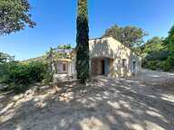 LOURMARIN  MAISON PROVENÇALE DE 117 M² ET STUDIO INDÉPENDANT DE 32 M² SUR TERRAIN DE 5 000 M² — photo 4