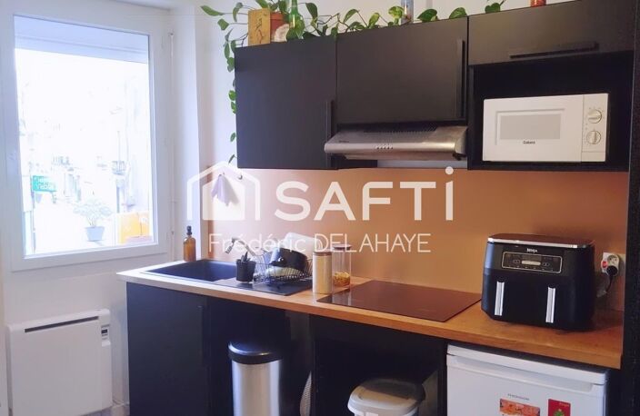 Immeuble de rapport au cœur de la rue commerçante de Lesparre-Médoc — photo 3