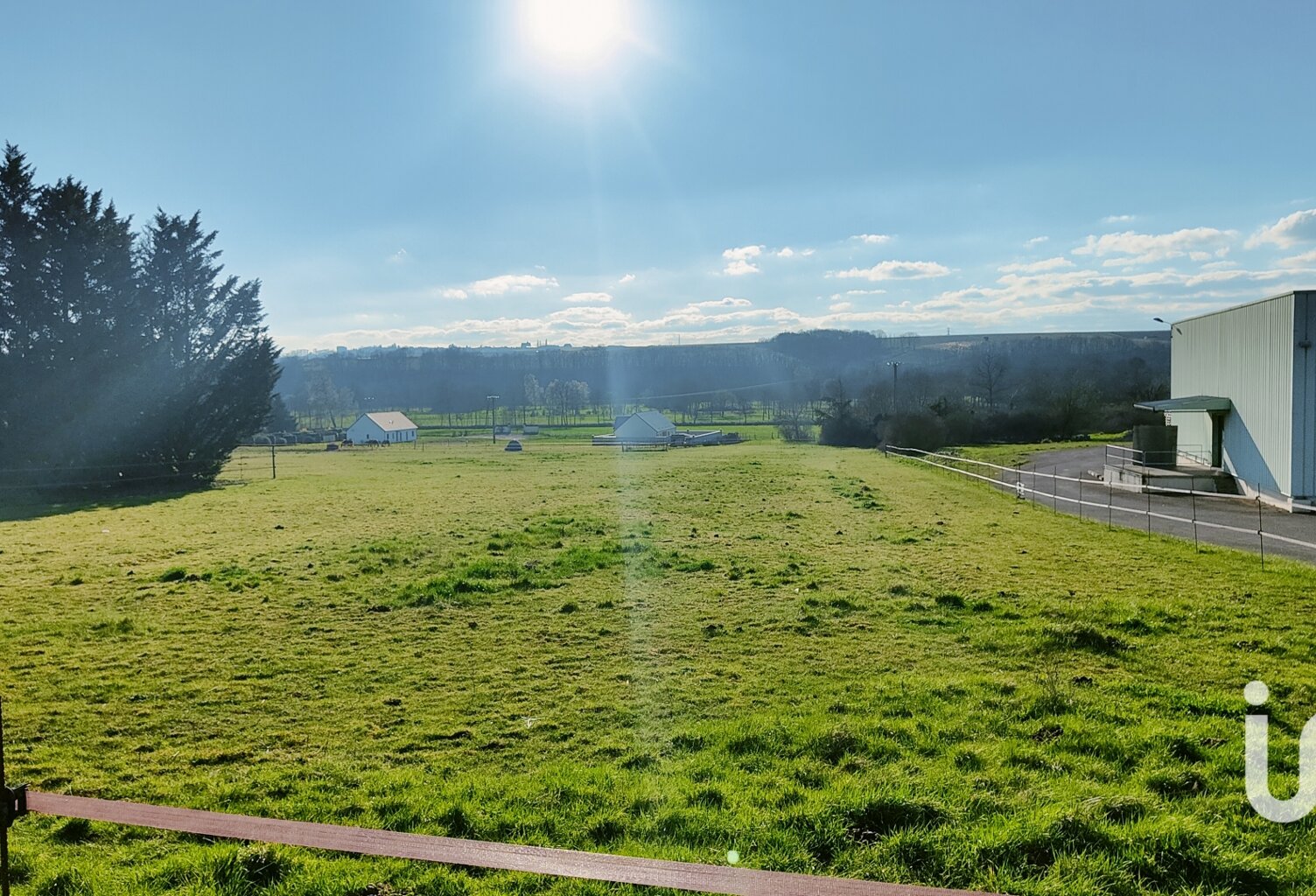 Vente Terrain 21 114 m&sup2; — photo 1