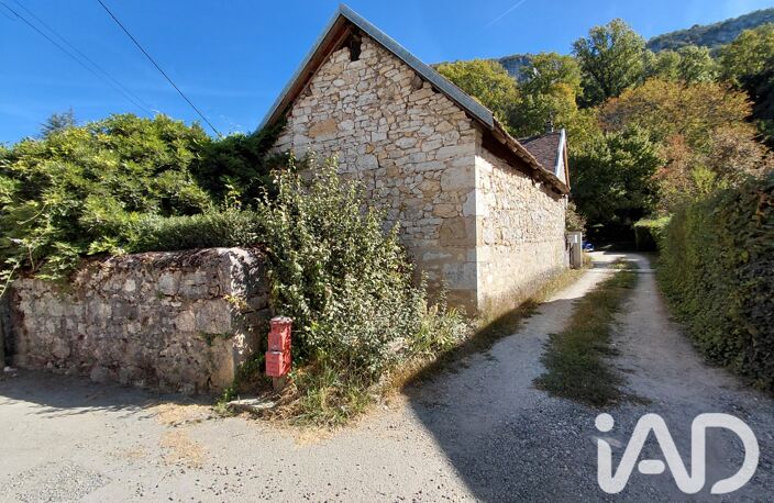Vente Maison/villa 8 pièces — photo 2