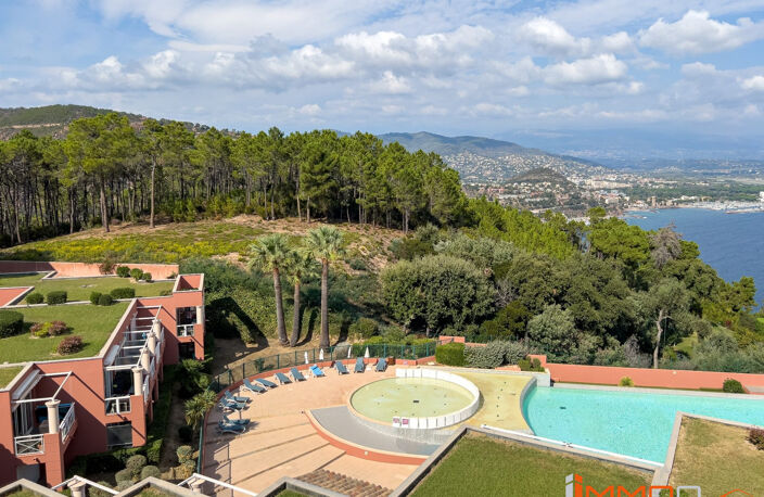 Théoule sur Mer, duplex et grande terrasse avec vue mer — photo 2