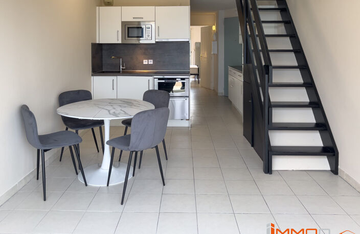 Théoule sur Mer, duplex et grande terrasse avec vue mer — photo 4
