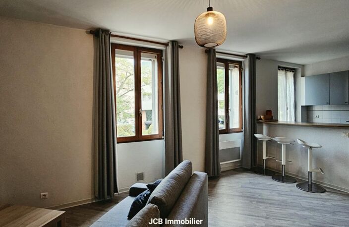 ARENES-PATTE D'OIE T2 MEUBLE 45 M2 — photo 3