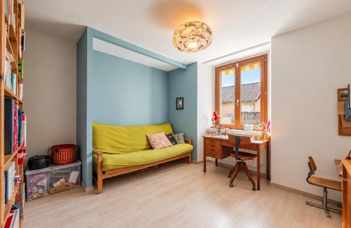 Maison de famille - 6 pièces – 125 m² - 4 chambres – Garage – Jardin – Proximité Genève - AMBILLY (74) — photo 5