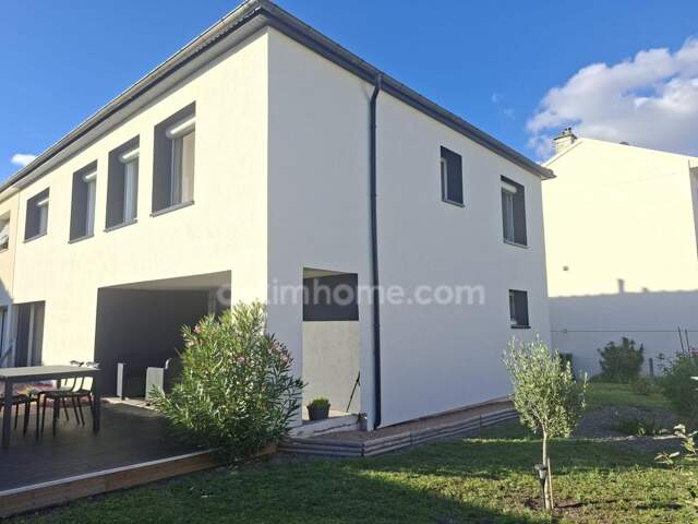 Maison de 87 m² à Lempdes – 3 chambres, garage de 39 m², jardin avec terrasse, isolation de 2024 — photo du bien