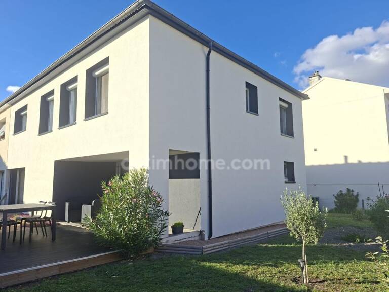 Maison de 87 m² à Lempdes – 3 chambres, garage de 39 m², jardin avec terrasse, isolation de 2024 — photo 1