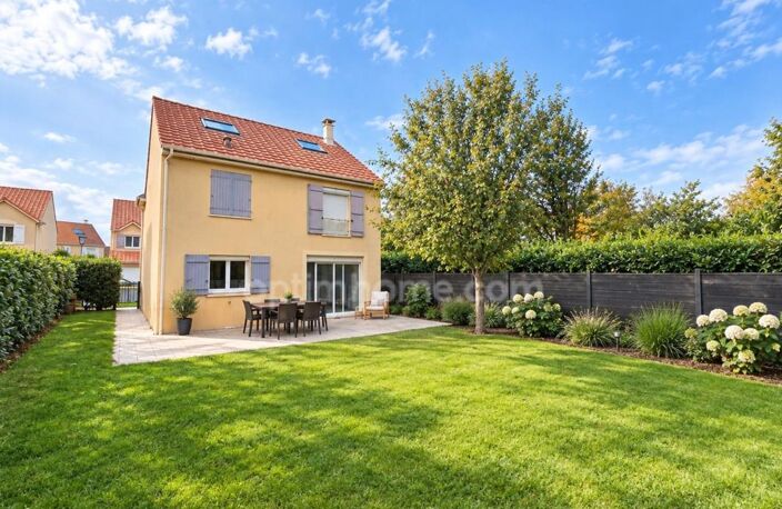 SARCELLES - Maison 7 pièces / 5 chambres - 132 m2- 465 000 € FAI — photo 2