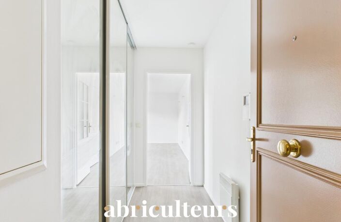 Coup de cœur à Survilliers (95470) : T3 62 m² au 1er étage très lumineux avec vue magnifique sur le Pigeonnier & le Bassin — photo 3