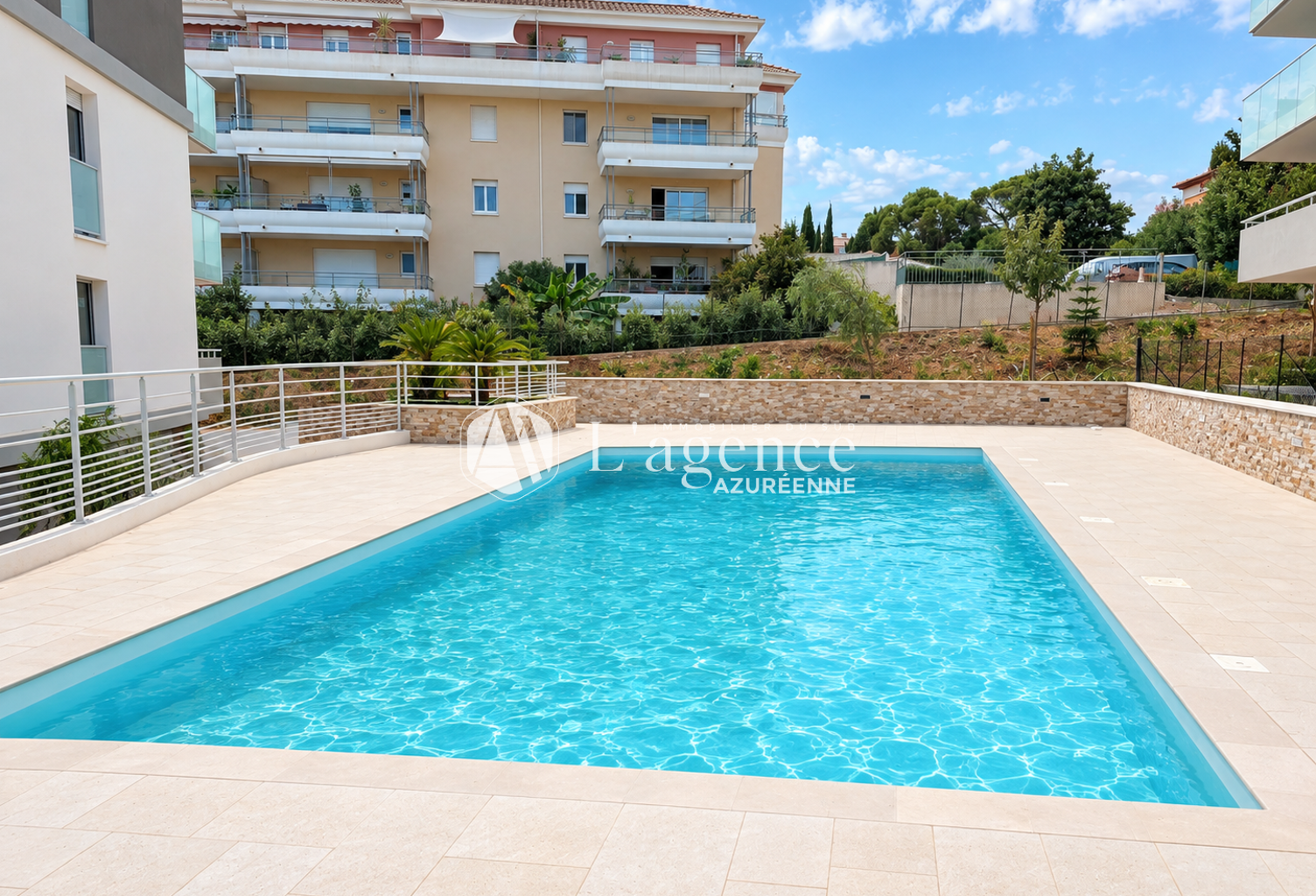 Saint-Laurent-Du-Var, appartement neuf terrasse - piscine - — photo 1