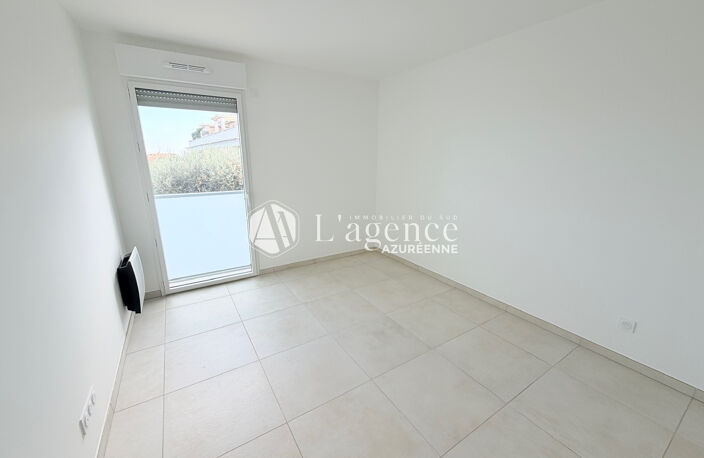 Saint-Laurent-Du-Var, appartement neuf terrasse - piscine - — photo 5