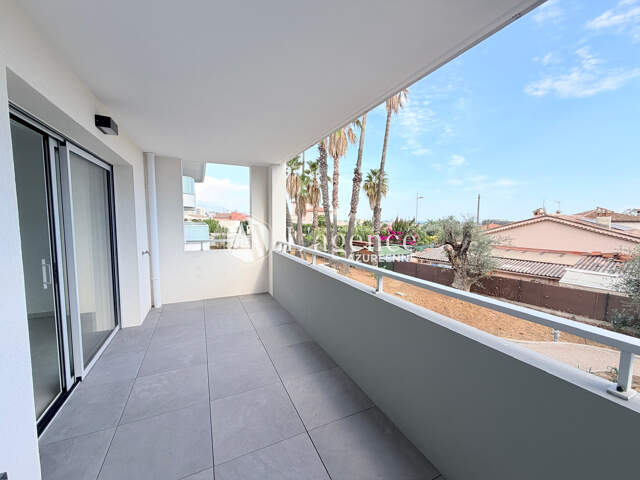 Saint-Laurent-Du-Var, appartement neuf terrasse - piscine - — photo du bien