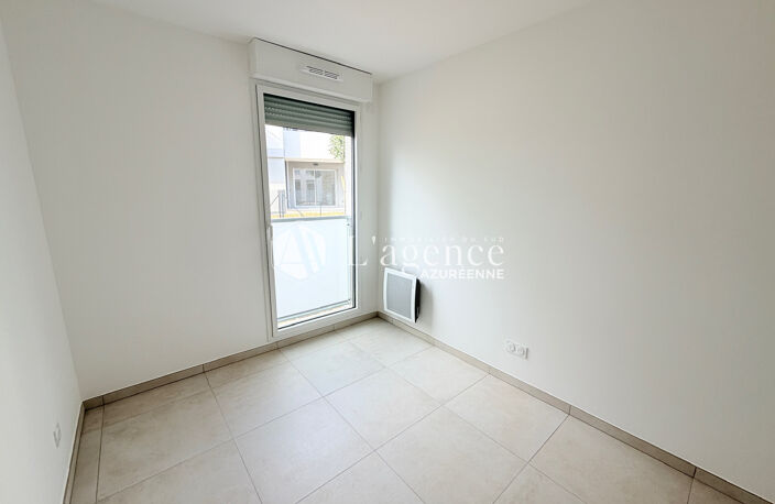 Saint-Laurent-Du-Var, appartement neuf terrasse - piscine - — photo 5