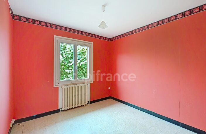 SASSENAY (71) Maison à vendre de 4 pièces sous-sol avec garage terrain d'environ 400 m² — photo 4