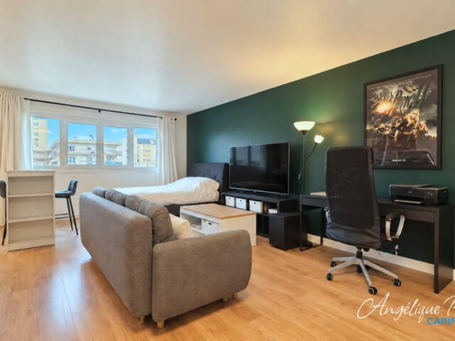 Studio meublé, équipé à vendre - MAUREPAS (78) — photo du bien