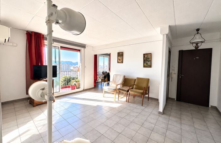 Marseille 10e – La Timone | T4 de 80m2 avec vue dégagée, balcon et Box fermé de 16 m² — photo 2