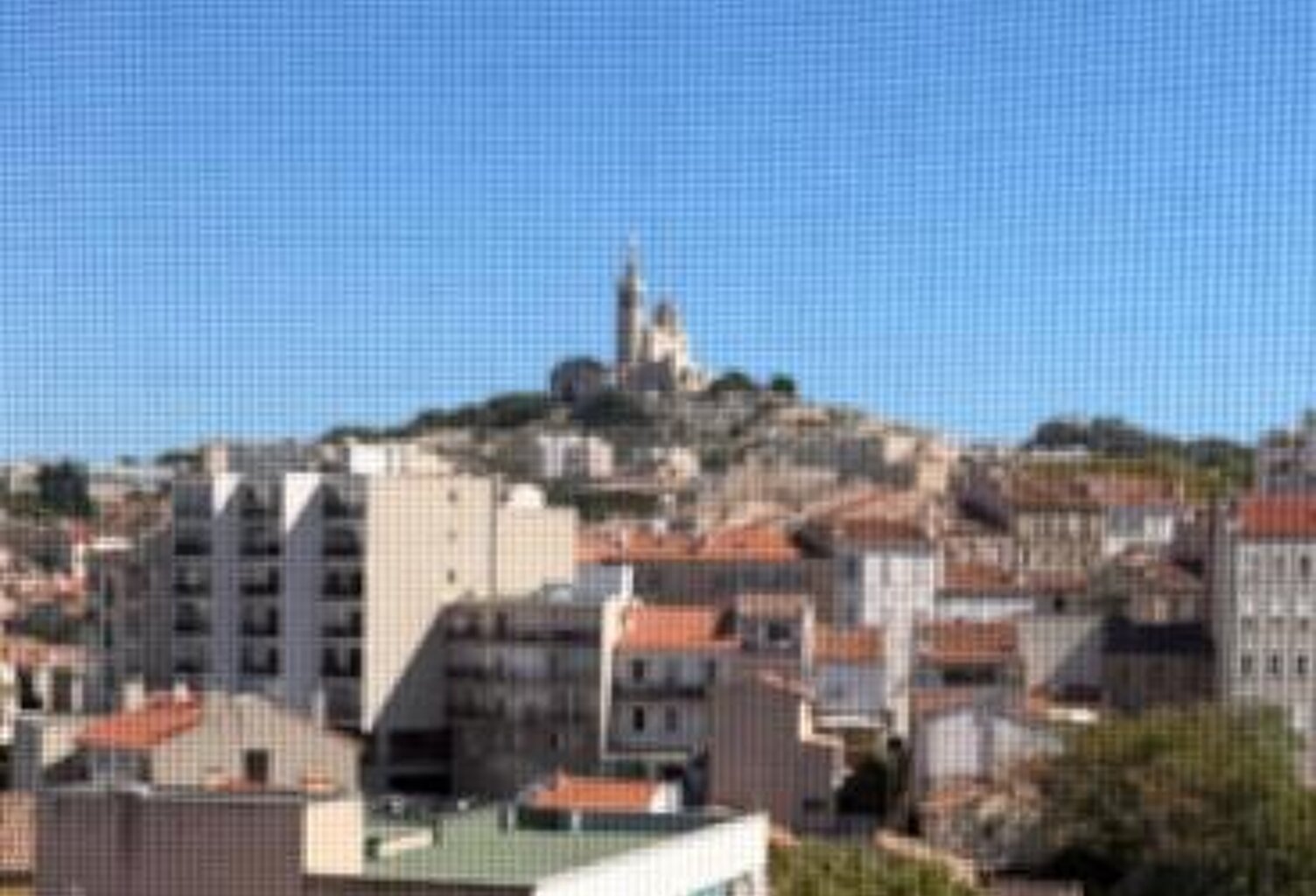 Marseille 7e - Appartement/Maison sur le toit  70 m² rénové, tropézienne vue mer et Notre-Dame — photo 1