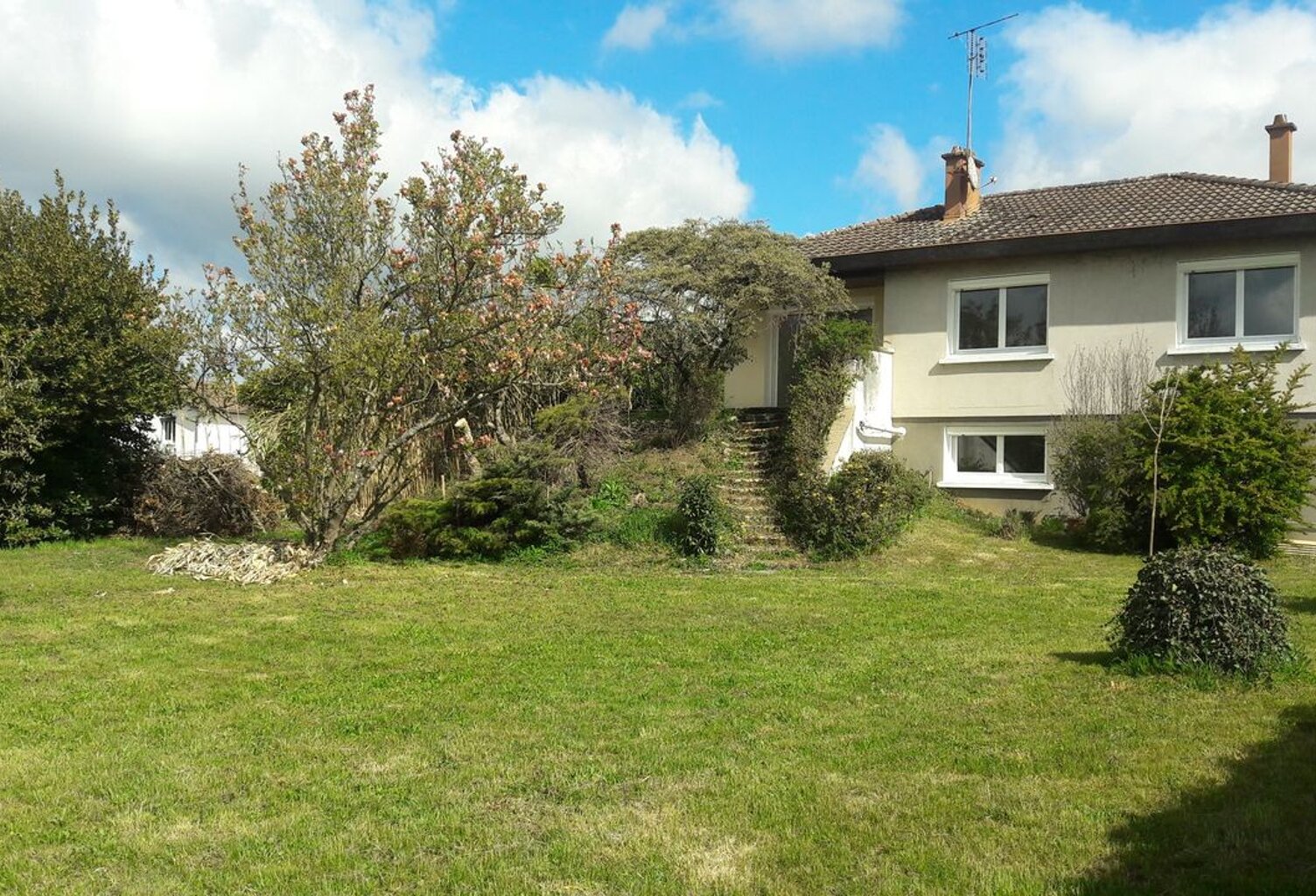 Maison de 122m2 à louer sur Replonges — photo 1