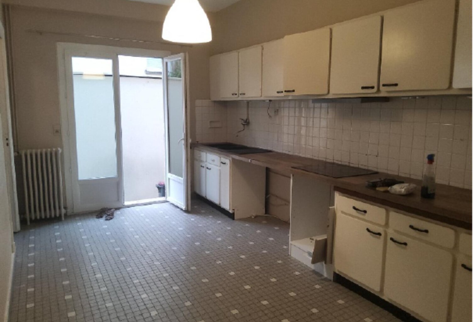 Location maison 3 pièces 88 m² à Langoiran (33550) — photo 1