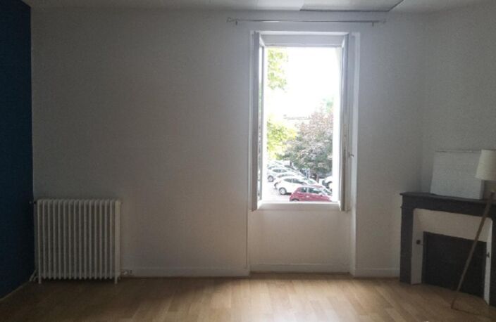 Location maison 3 pièces 88 m² à Langoiran (33550) — photo 4