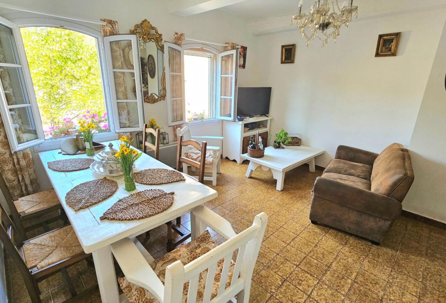 Appartement T2 lumineux de 47 m² ? Au coeur de Claviers , Var — photo 1