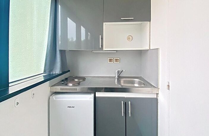 Studio très lumineux et fonctionnel quartier St Genès, Victoire, Nansouty — photo 2
