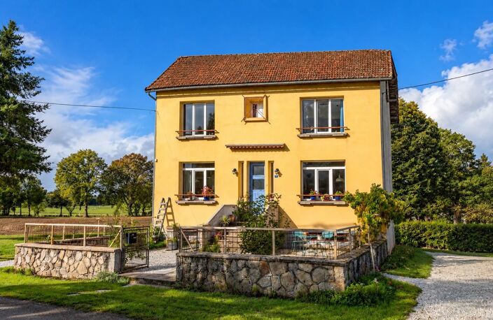 À vendre : Grande maison avec vue dégagée (63) — photo 2