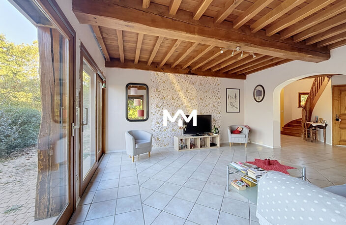 MAISON FAMILIALE - L'ARBRESLE - AU CALME — photo 4