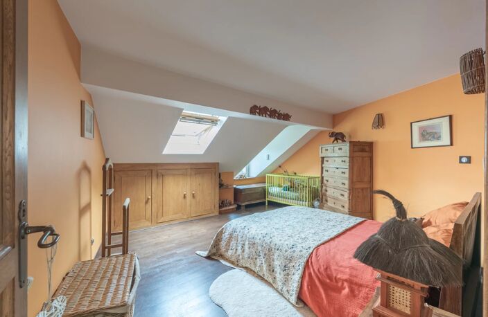 EXCLUSIVITÉ - UNE ADRESSE D’EXCEPTION AU CŒUR DE LA VILLE FORTIFIÉE — photo 5